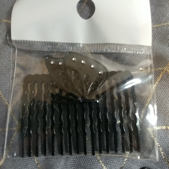 6 Black Butterfly Hair Combs - Picture 4 of 7